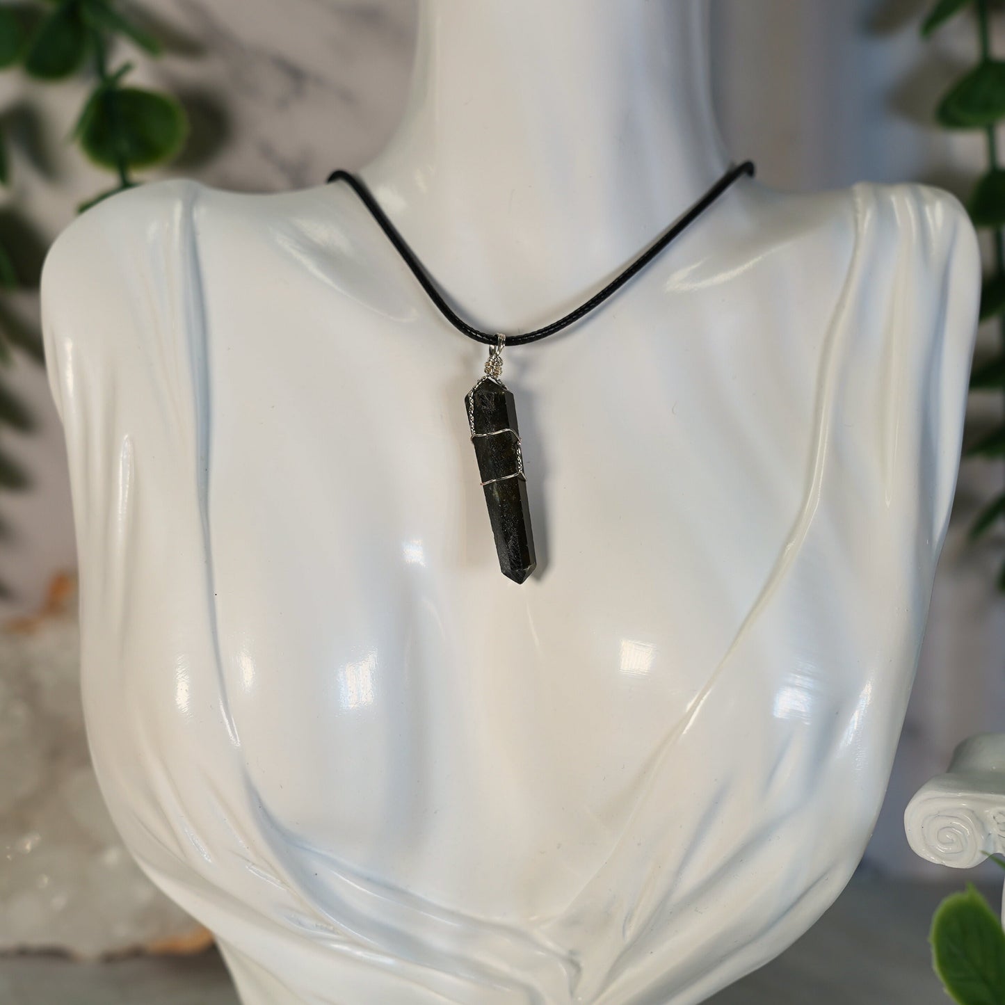 SatinSays Jewelry: Labradorite Necklace